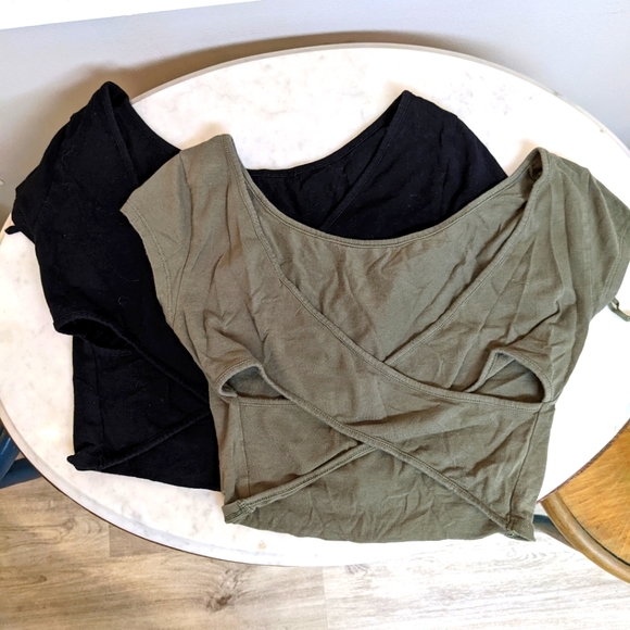 American Eagle Outfitters open back crop top bundle - Picture 1 of 4